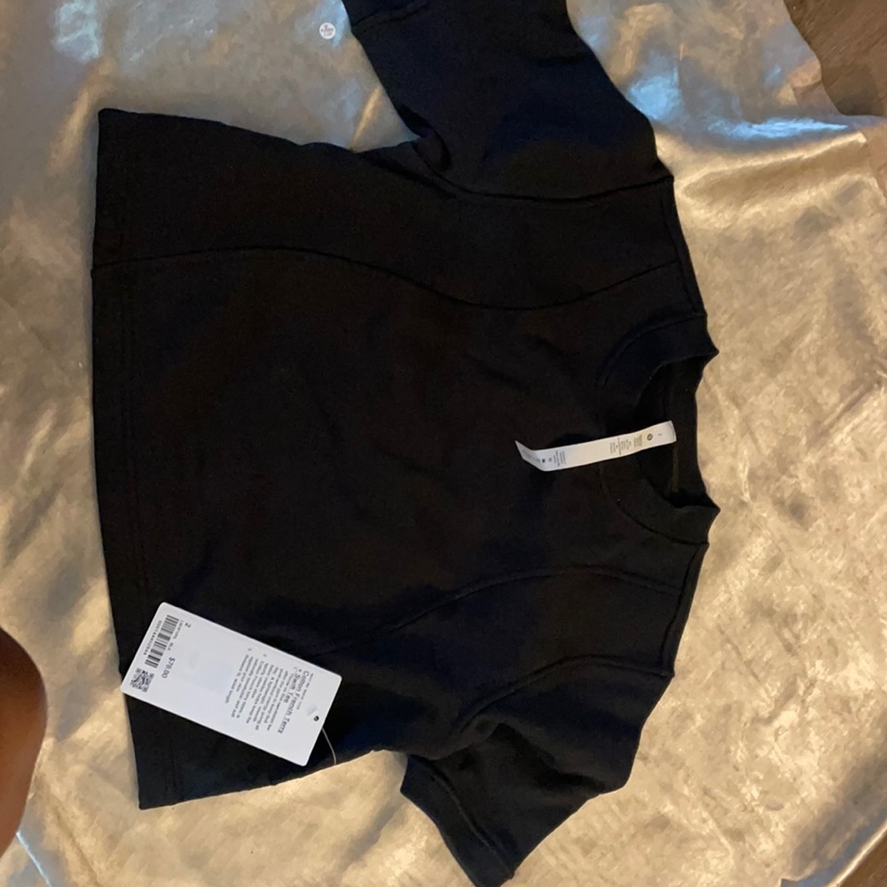 Lululemon shirt